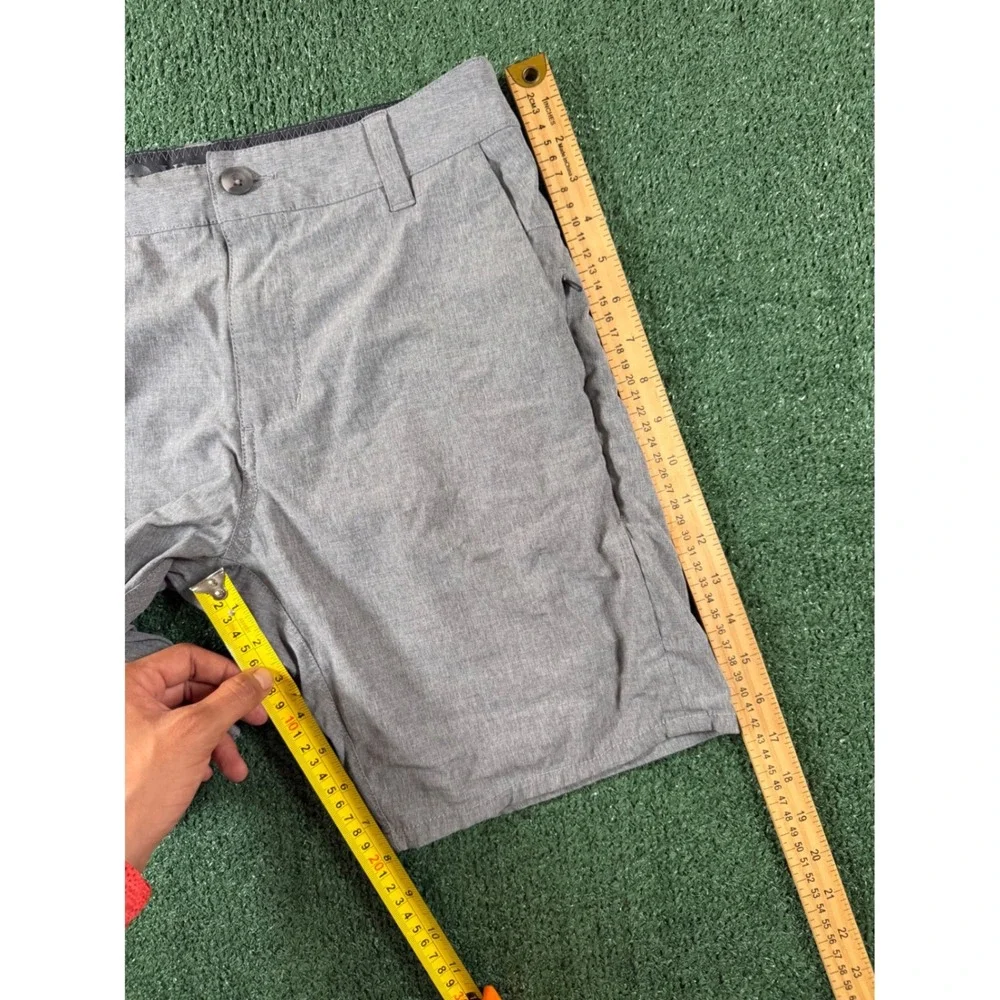 Vuori Aim Shorts Mens 28 Grey Excellent Stretch Performance Activewear
